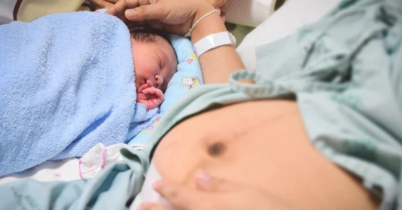 Vì sao sinh mổ thường bị mất sữa 1