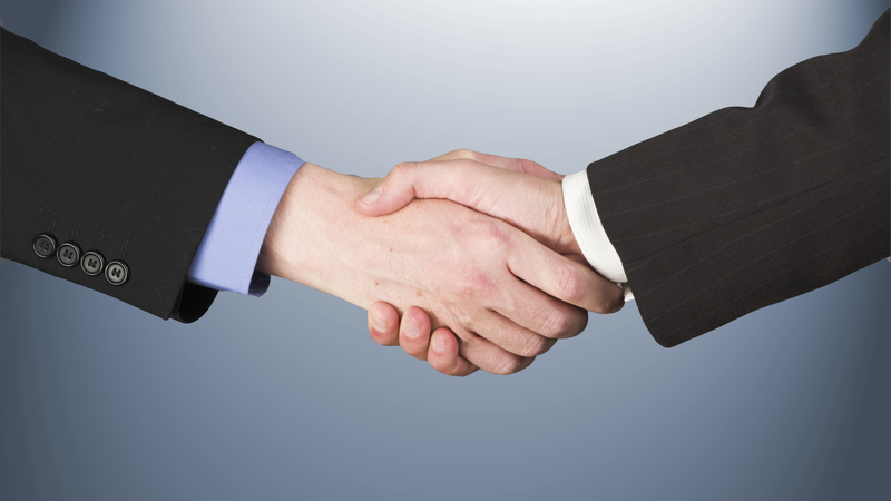 Người bệnh có thể vô tình phát tán mầm bệnh qua tiếp xúc