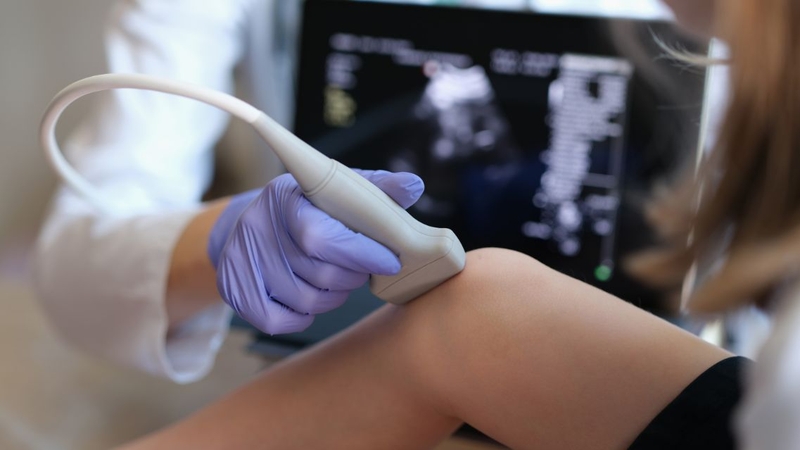 Điều trị viêm gân bánh chè phụ thuộc vào từng tình trạng bệnh