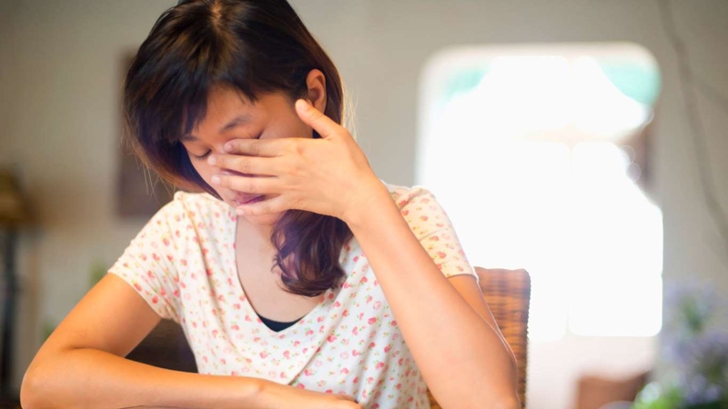 Viêm giác mạc kiêng ăn gì?-2