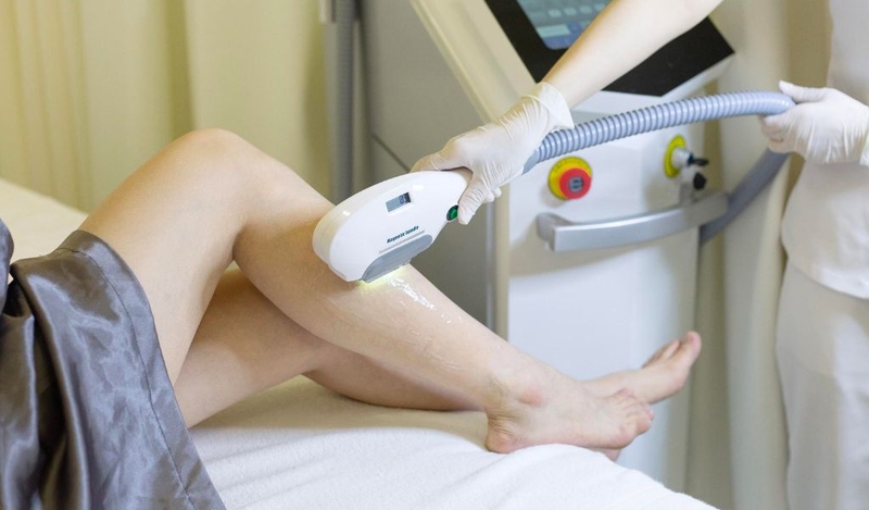 Viêm lỗ chân lông ở chân là do đâu? Có thể điều trị được không? 3