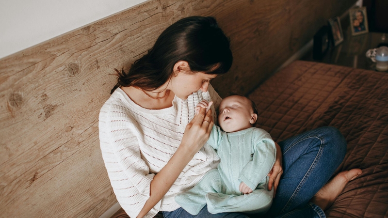 Áp lực tinh thần kéo dài sau sinh khiến cơ thể dễ bị viêm nhiễm