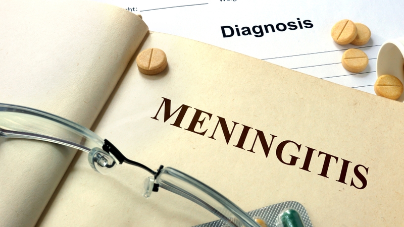 Bệnh viêm màng não ở trẻ em có thể ảnh hưởng đến chức năng thần kinh trung ương và để lại nhiều di chứng lâu dài