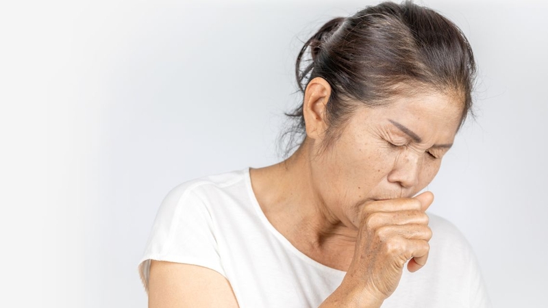 Viêm phế quản ở người lớn có thể là dạng cấp tính hoặc mãn tính