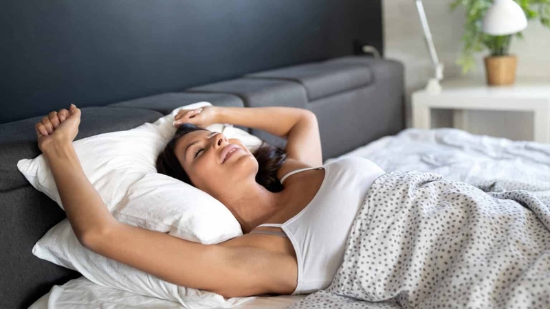 Người bệnh ngủ đủ giấc và sinh hoạt điều độ sẽ hỗ trợ phục hồi cơ thể