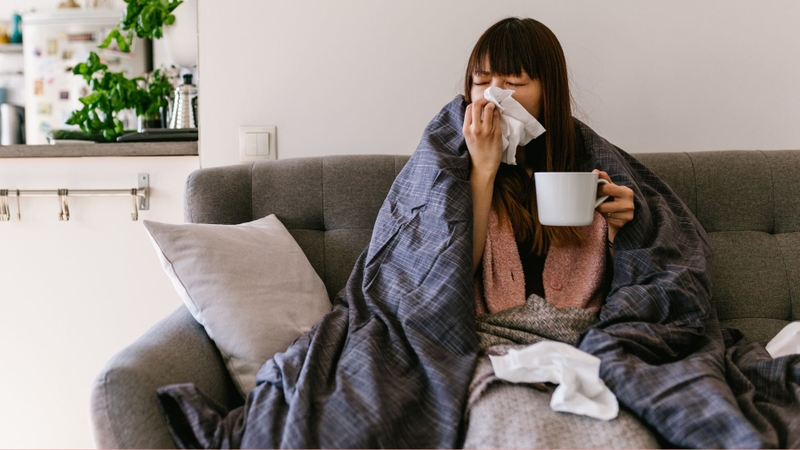 Người lớn cũng có thể nhiễm Adenovirus với các triệu chứng đa dạng
