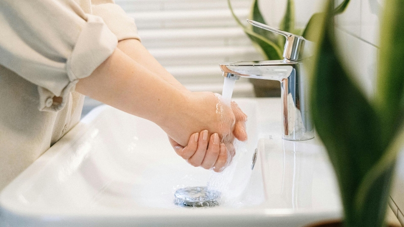 Rửa tay thường xuyên là biện pháp phòng ngừa RSV hiệu quả nhất