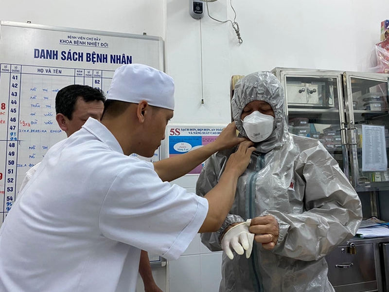 Ai cần đeo khẩu trang? Cách dùng khẩu trang vải chống virus corona1