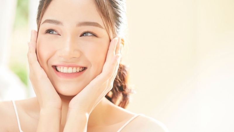 Mỹ phẩm chứa Vitamin B9 giúp duy trì làn da khỏe mạnh và ổn định hơn