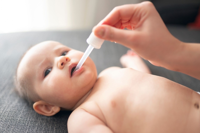 Vitamin D3 có tác dụng gì với trẻ nhỏ? Nên cho trẻ uống vitamin D3 trong bao lâu? 4