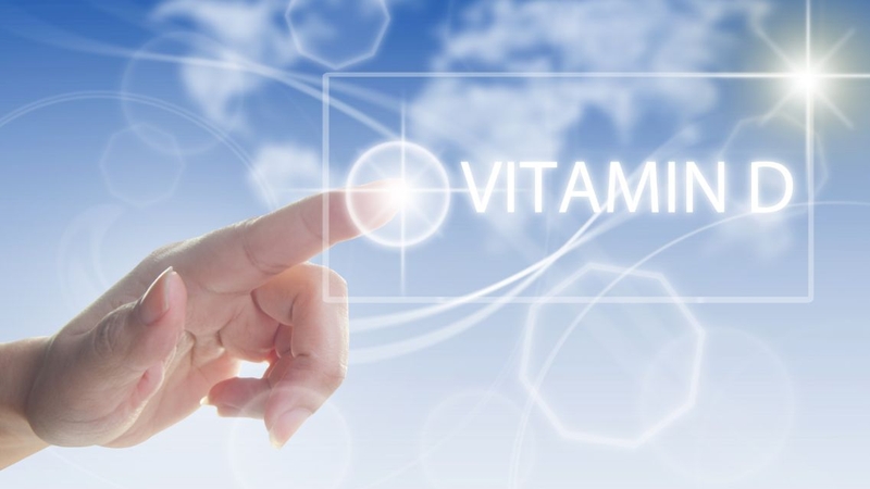 Ánh nắng mặt trời là nguồn tự nhiên giúp cơ thể tổng hợp vitamin D