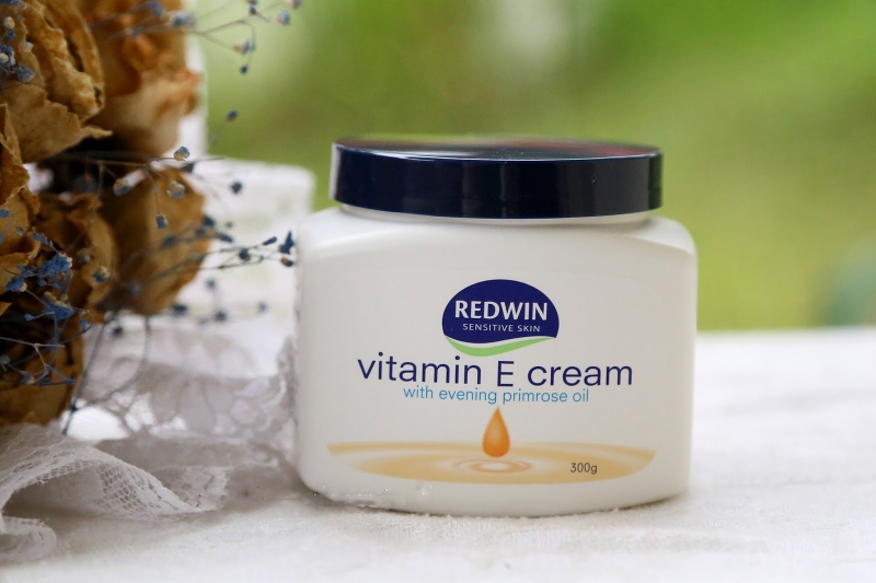 Vitamin E Cream có bôi mặt được không? Tác dụng của Vitamin E 1