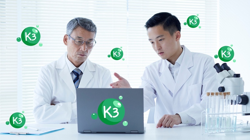 Vitamin K3 là một dạng vitamin K tổng hợp được sản xuất hoàn toàn nhân tạo