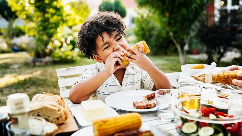 Vitamin P: Tại sao niềm vui lại quan trọng khi nói đến những gì bạn ăn?