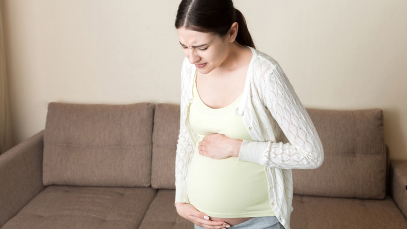 Vỡ ối là một trong những dấu hiệu quan trọng cho thấy thai kỳ đang bước vào giai đoạn chuyển dạ