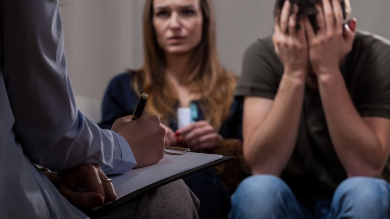 Vô sinh và hiếm muộn đều khiến các cặp vợ chồng lo lắng