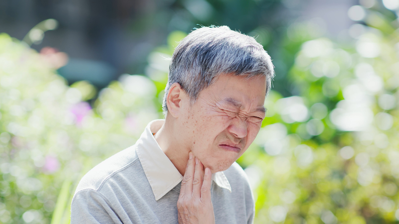 Xạ trị vùng đầu cổ là gì? Tác dụng phụ ngắn hạn và dài hạn 2