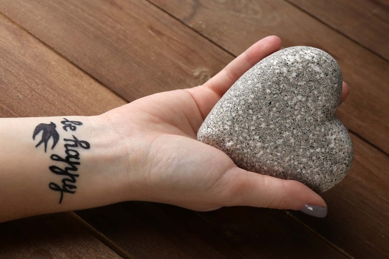 Xăm có đau không? Cách giảm thiểu cơn đau khi xăm 4