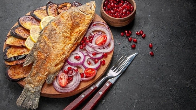 Giải đáp "Xăm môi ăn cá ngừ được không?"