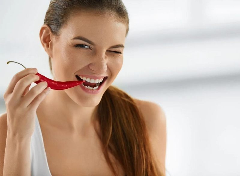 Xăm môi ăn cay được không? [Góc giải đáp] 2