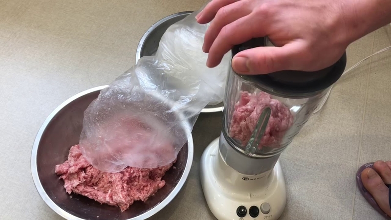 xăm môi ăn chả lụa được không 1