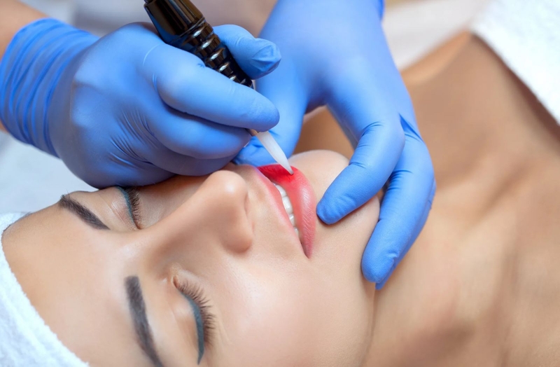 xăm môi ăn hồng được không 1