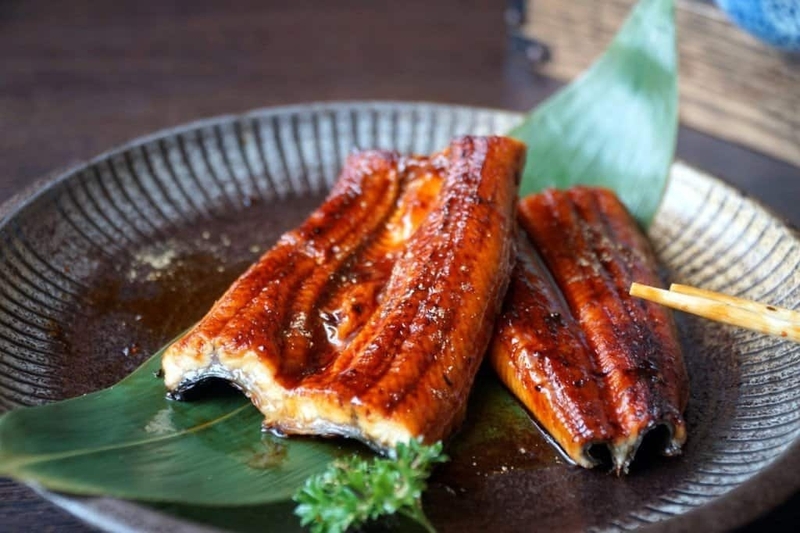 xăm môi ăn lươn được không 3