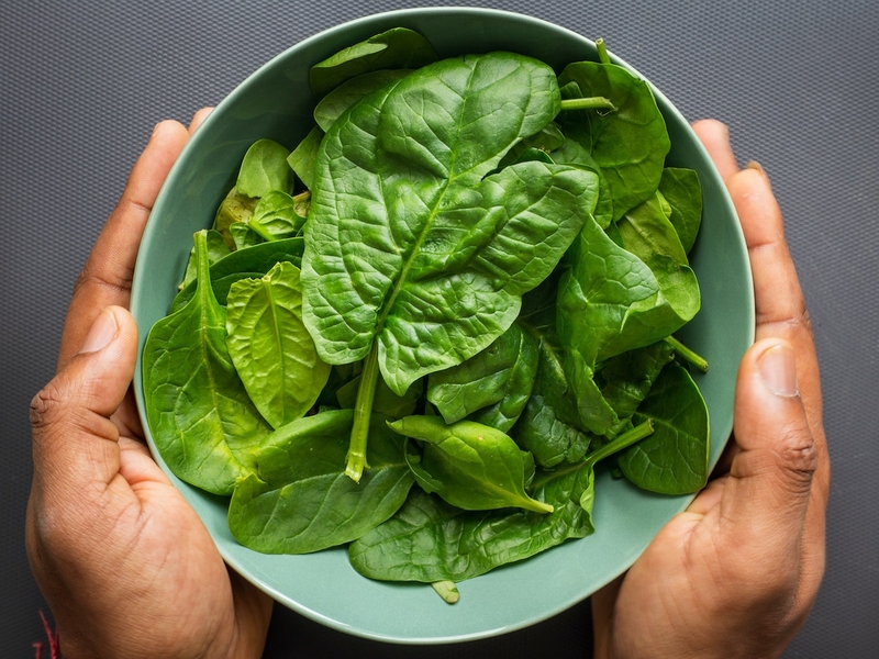 xăm môi ăn rau mồng tơi được không 3