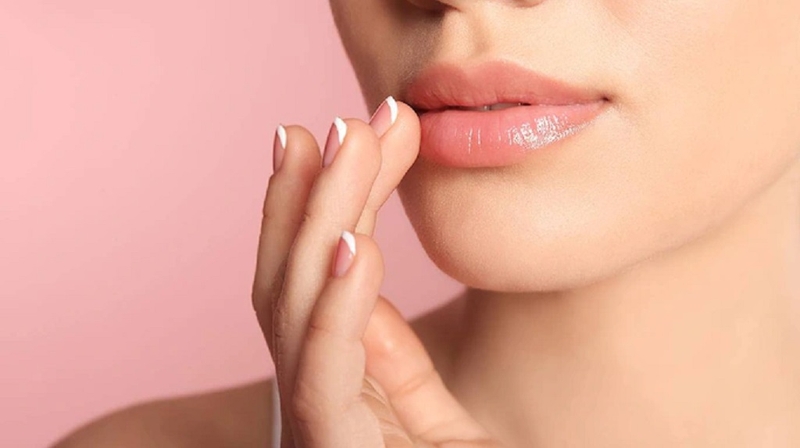 xăm môi ăn xoài được không 1