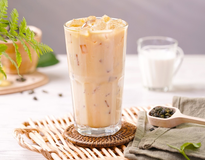 xăm môi có được uống trà sữa không 1