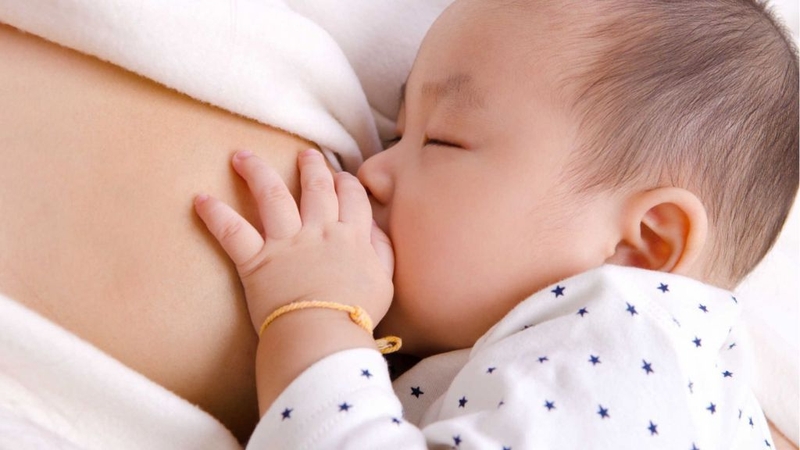 Xăm nhũ hoa: Có nên thực hiện hay không? Cần lưu ý gì? 1