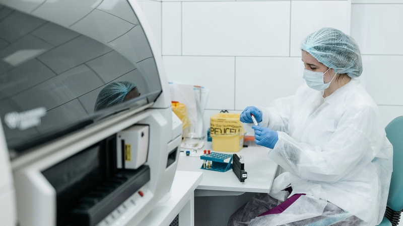 Thời gian trả kết quả thường từ 3 - 5 ngày làm việc tùy số lượng mẫu và yêu cầu dịch vụ