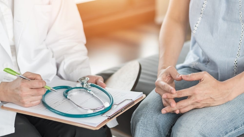 Nên trao đổi với bác sĩ về các loại thuốc đang dùng trước khi lấy mẫu