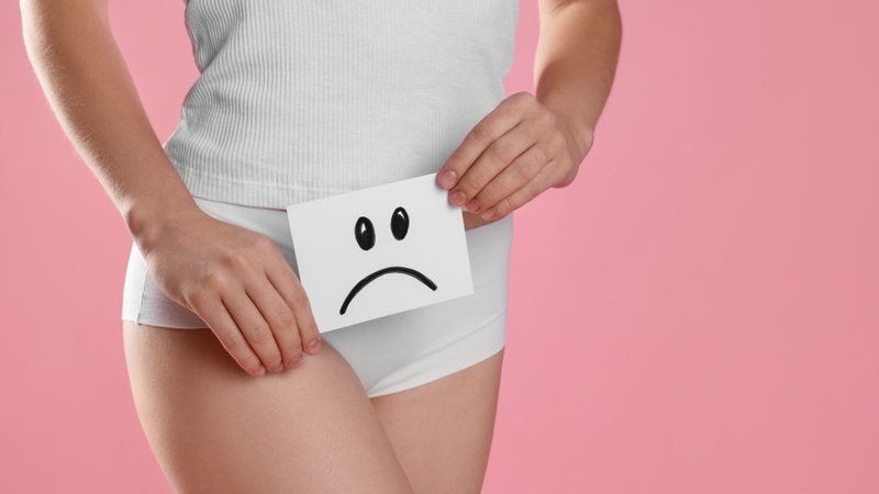 Nên gọi điện trước để tìm hiểu quy trình và đặt lịch hẹn xét nghiệm Chlamydia Trachomatis IgA