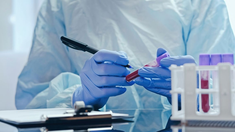 Lấy máu xét nghiệm giúp phát hiện sớm nhiều vấn đề sức khỏe ở trẻ