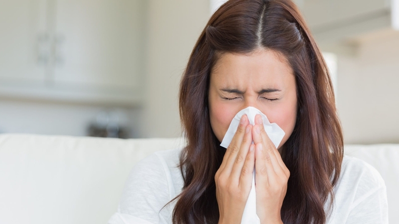 Xì mũi mạnh gây thủng màng nhĩ có thật không? 1