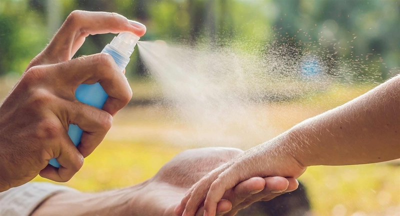 Xịt chống muỗi cho gia đình hương sả chanh Remos Lavender Rohto 0