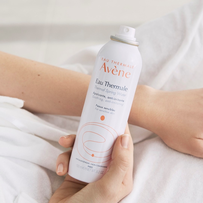 Xịt khoáng Avene rất được lòng các tín đồ làm đẹp vì tác dụng cấp ẩm hiệu quả và độ lành tính