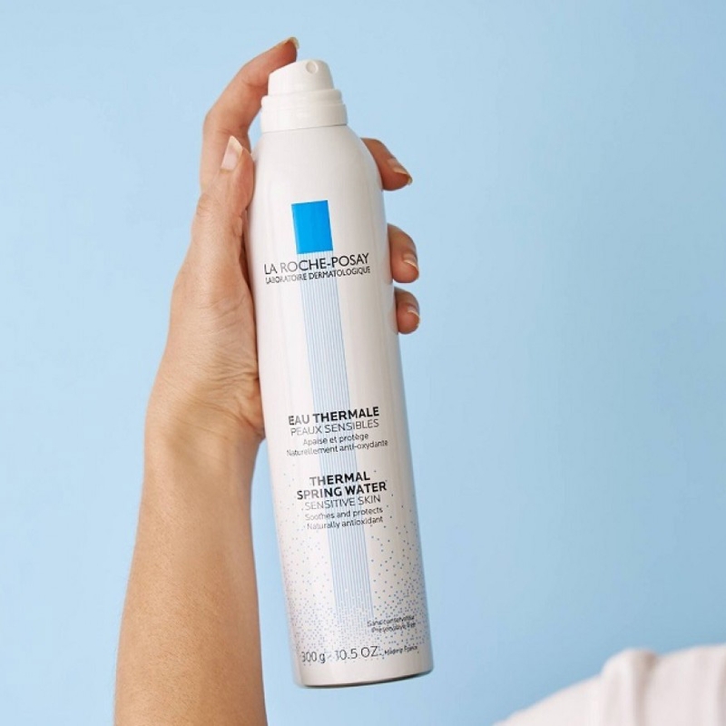 Xịt khoáng La Roche Posay có thể được sử dụng nhiều lần trong ngày