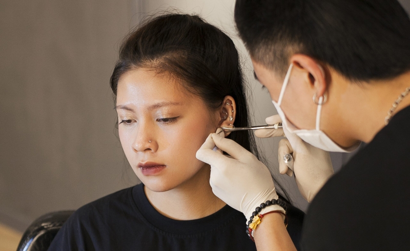 Xỏ khuyên có được uống cà phê không? 3