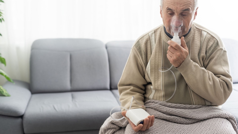 Xơ phổi 1/3 là gì​? Nguyên nhân, triệu chứng và chẩn đoán xơ phổi 1/3 3