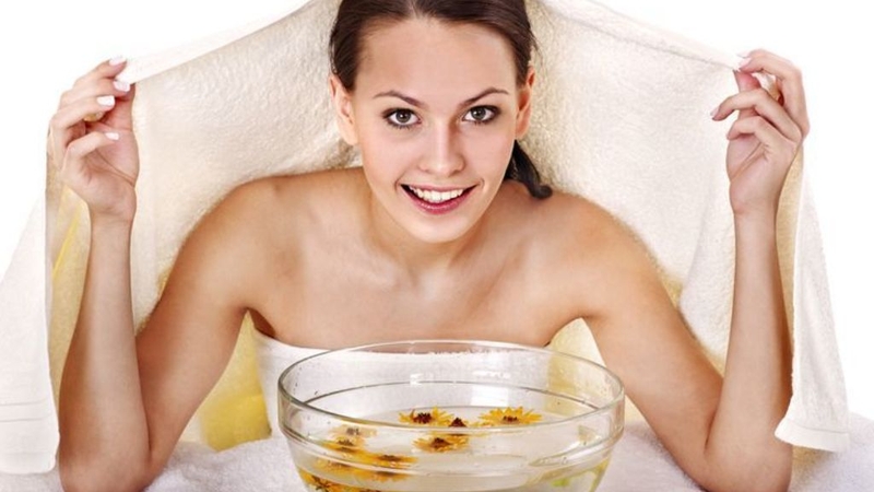 Xông mặt mấy lần 1 tuần là đủ? Có chú ý gì khi xông mặt? 2