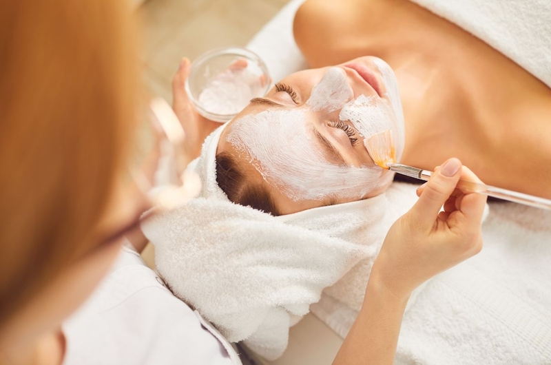 Xông mặt xong có nên đắp mặt nạ đất sét không 3