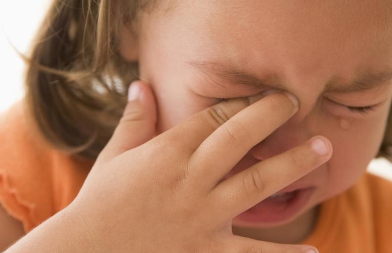 Tư vấn sức khỏe: Có nên xông tỏi chữa đau mắt đỏ? 3