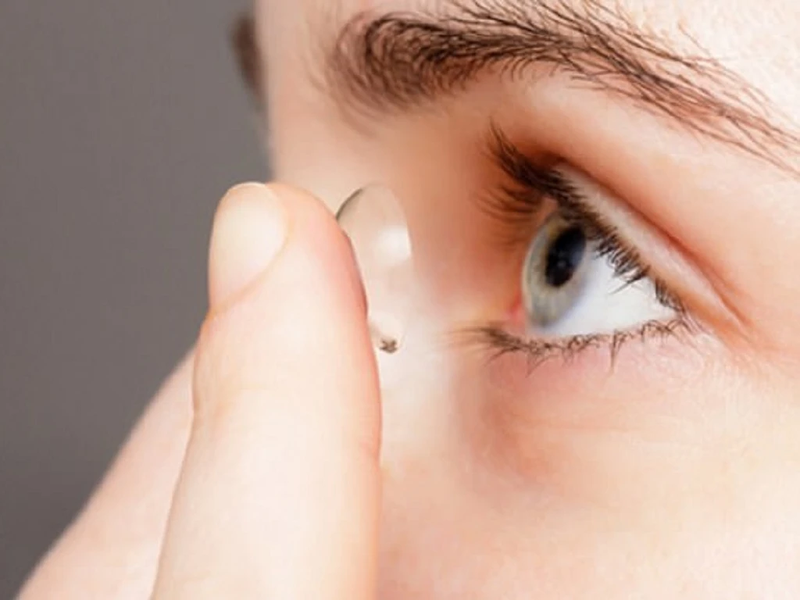 Xước giác mạc: Nguyên nhân và cách xử trí-2