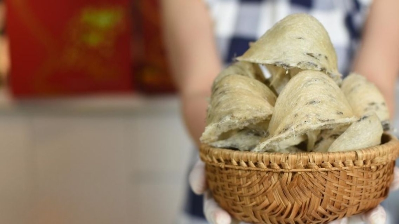 Yến thô là tổ yến được cung cấp đến tay người dùng mà chưa qua sơ chế