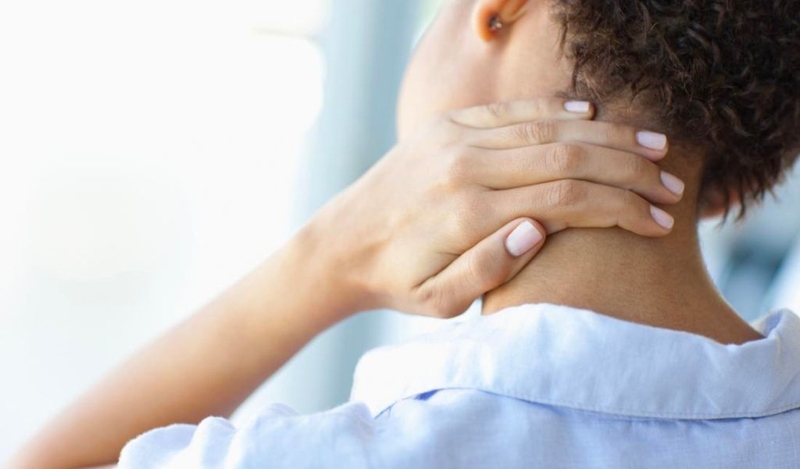 Yoga cho dân văn phòng dễ thực hiện mà hiệu quả bất ngờ 3