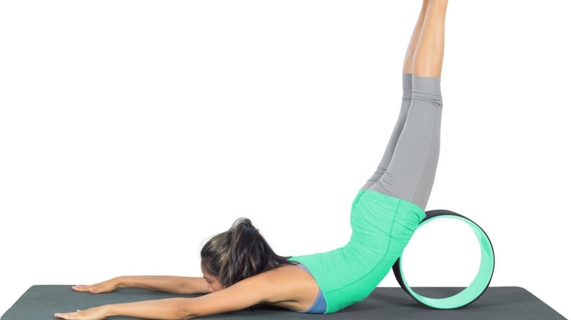 Yoga Wheel và những tư thế đẹp mắt 2