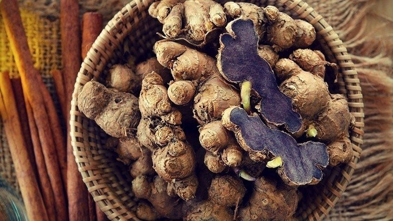 Nghệ đen mật ong có tác dụng gì đối với sức khỏe cơ thể? 1