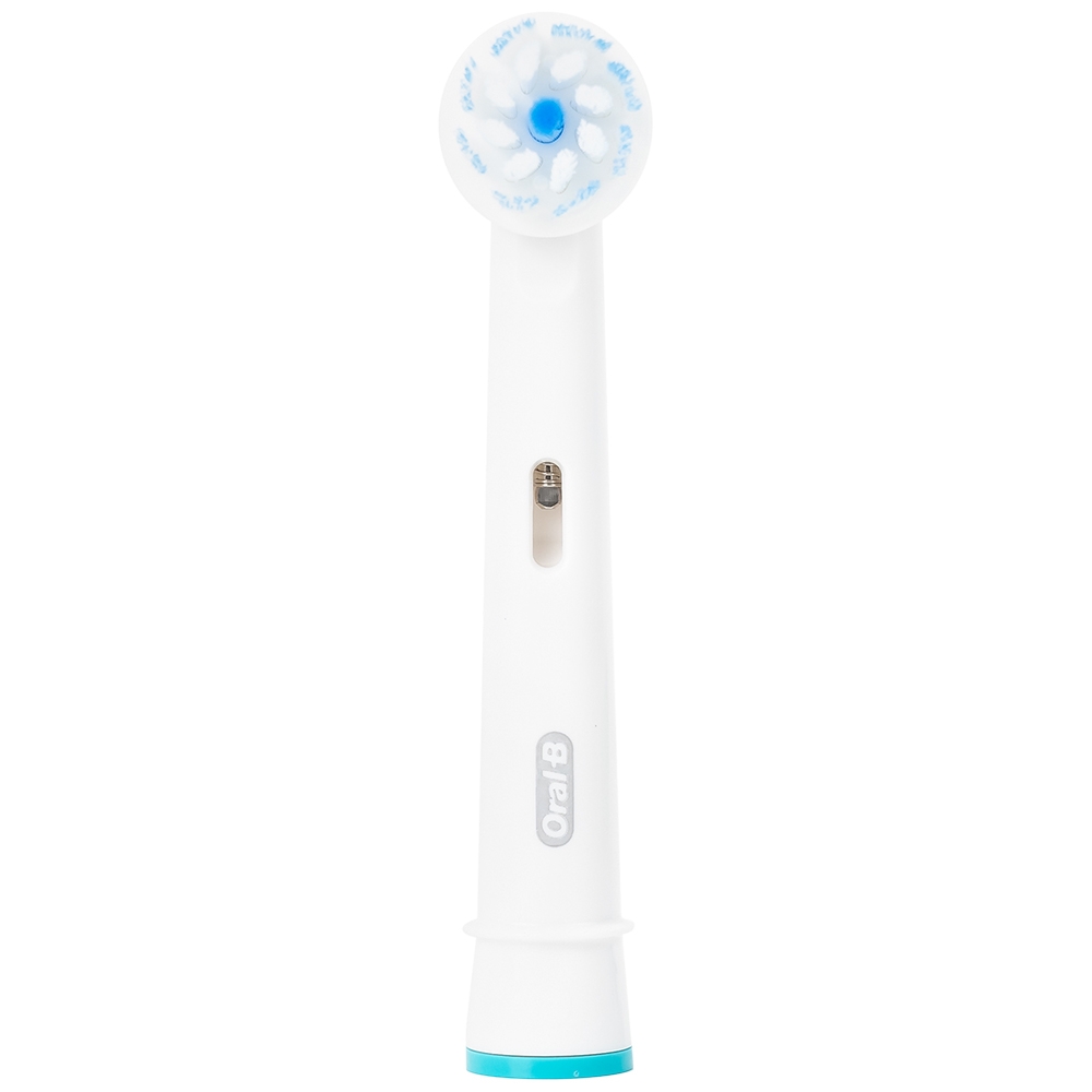 Hình ảnh Đầu chải răng người lớn Oral-B Ultrathin EB60 hỗ trợ làm sạch các mảng bám cứng đầu trên răng, chăm sóc nướu răng